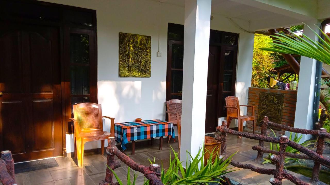 Sigiriya River Side Resort Exterior photo