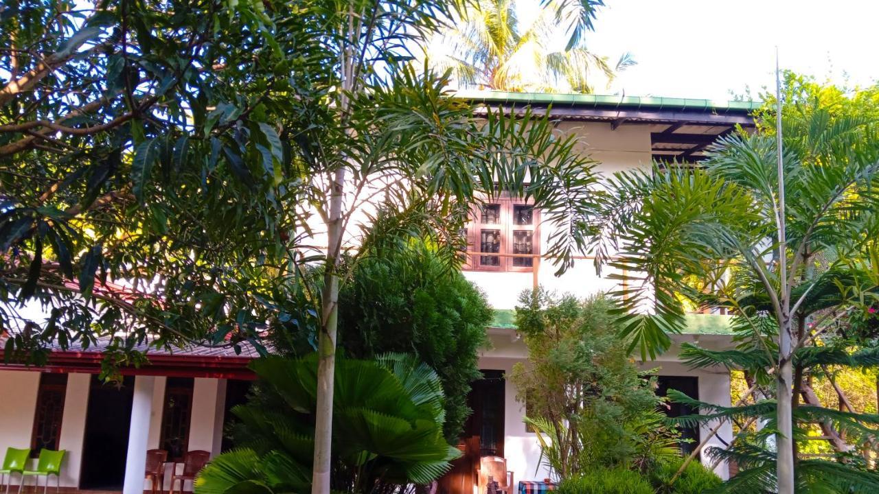 Sigiriya River Side Resort Exterior photo